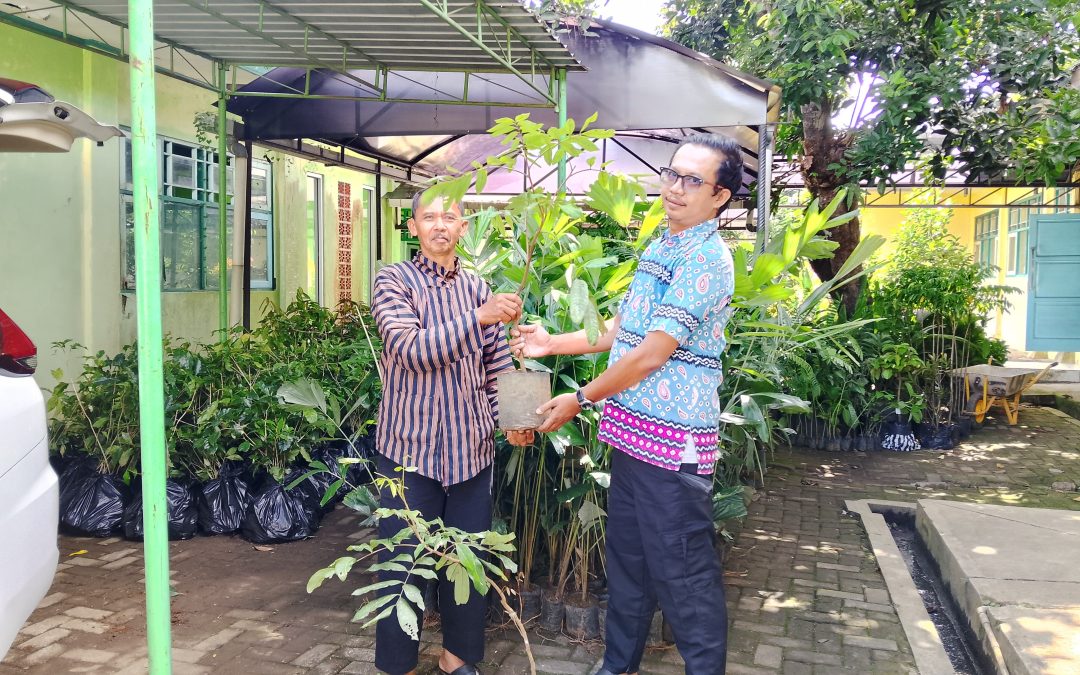 Kecamatan Banjarnegara Berkontribusi dalam Aksi Sedekah Pohon sebagai Wujud Kepedulian terhadap Lingkungan